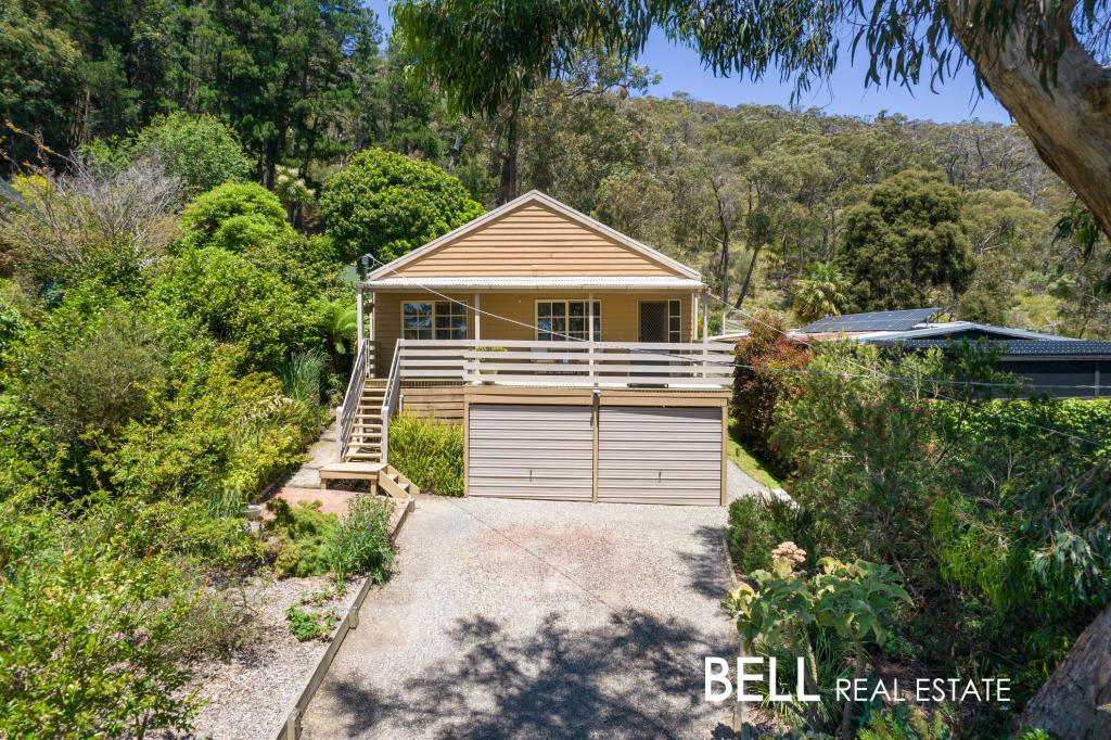 4 BAYVIEW CRES, THE BASIN, VIC 3154