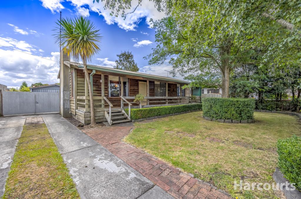 16 Retford St, Newborough, VIC 3825