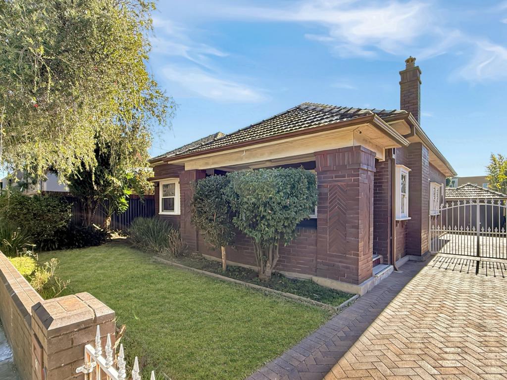 11 Ilfracombe Ave, Burwood, NSW 2134