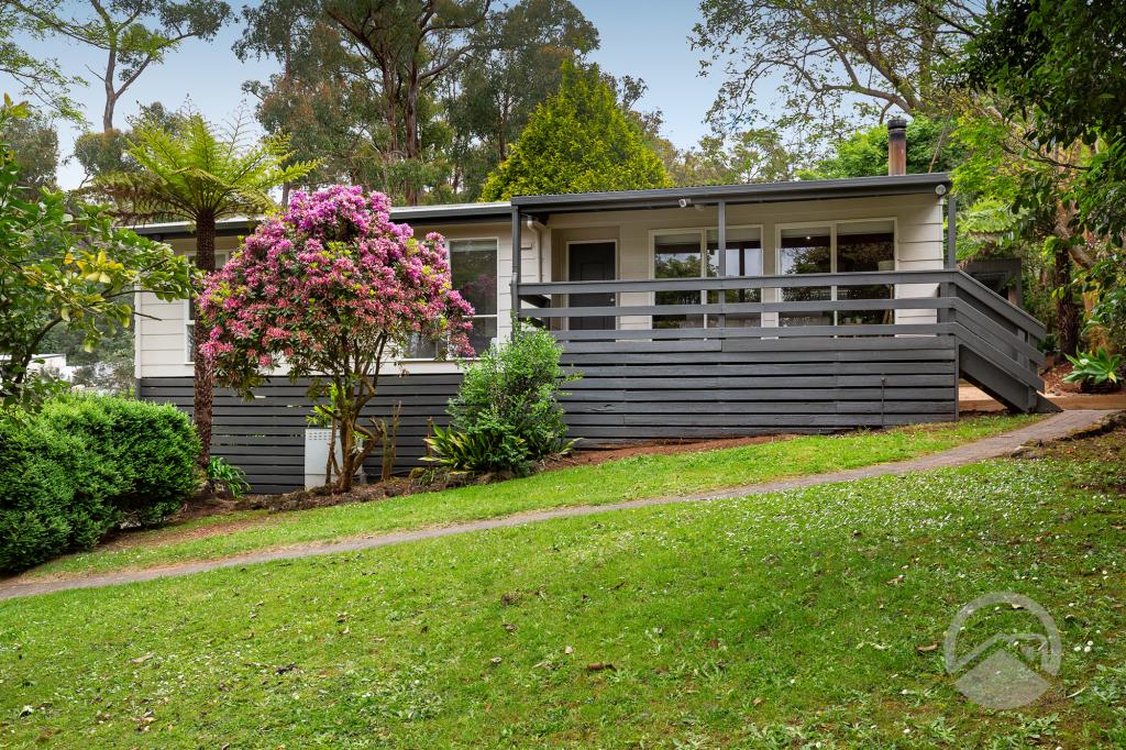 32 First Ave, Cockatoo, VIC 3781