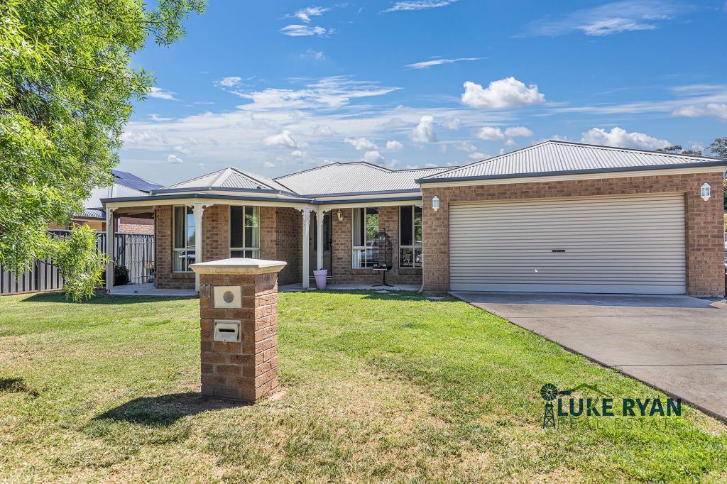 11 Michie St, Elmore, VIC 3558