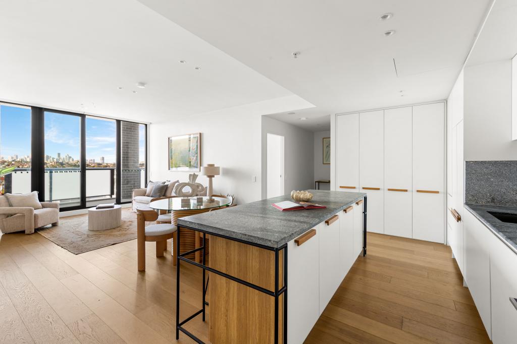 1005/186C VICTORIA RD, MARRICKVILLE, NSW 2204