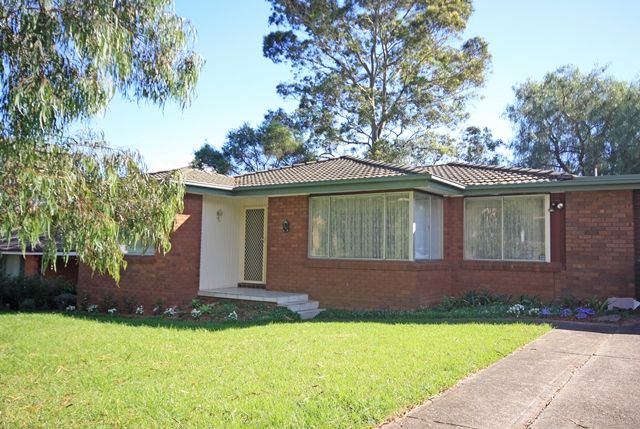 20 Akuna Ave, Bradbury, NSW 2560