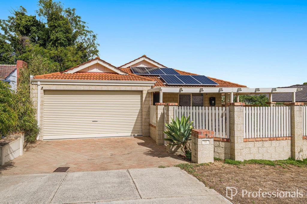 1/8 Piedmont Ct, Nollamara, WA 6061