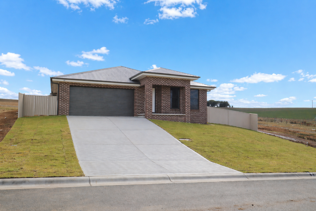 22 Parry St, Kelso, NSW 2795