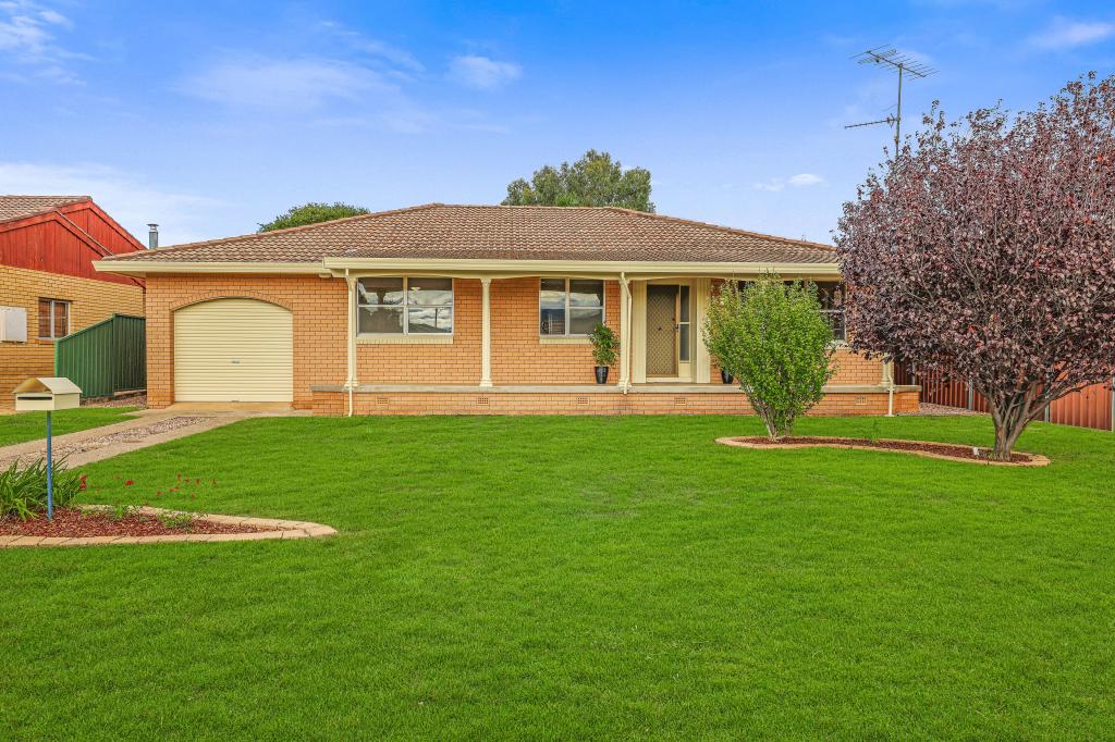 16 Kurrawan St, South Tamworth, NSW 2340