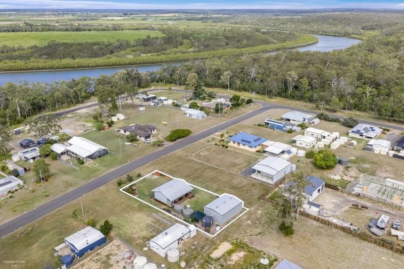 11 Helmore St, Miara, QLD 4673