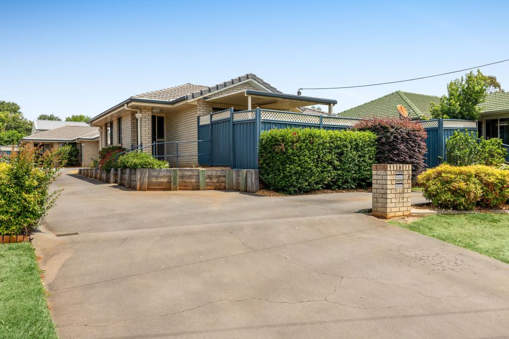 12 Underwood Cres, Harristown, QLD 4350