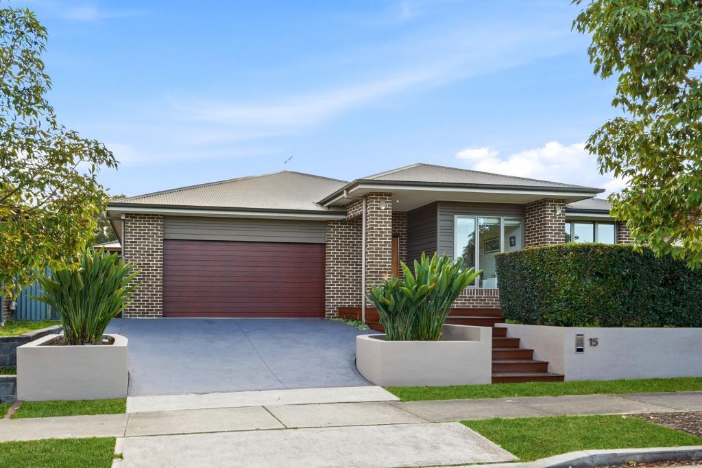 15 NOTTINGHAM ST, JORDAN SPRINGS, NSW 2747