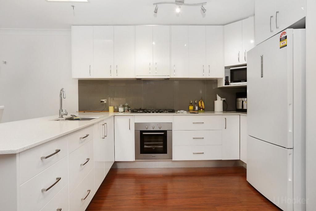 2/25 Sanctuary Ct, Coombabah, QLD 4216