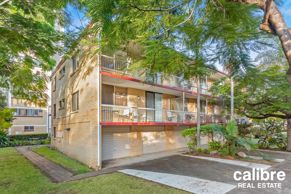 2/62 Macquarie St, St Lucia, QLD 4067