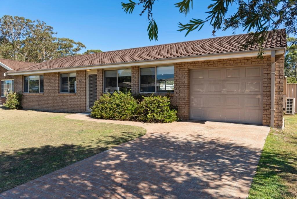 27 Conley Ave, Lake Conjola, NSW 2539