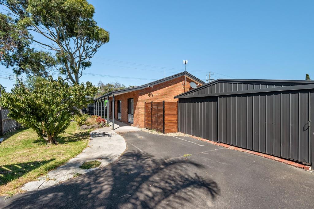 13 Overton Rd, Seaford, VIC 3198