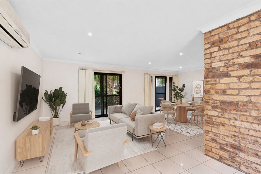 67 Bedivere St, Carindale, QLD 4152