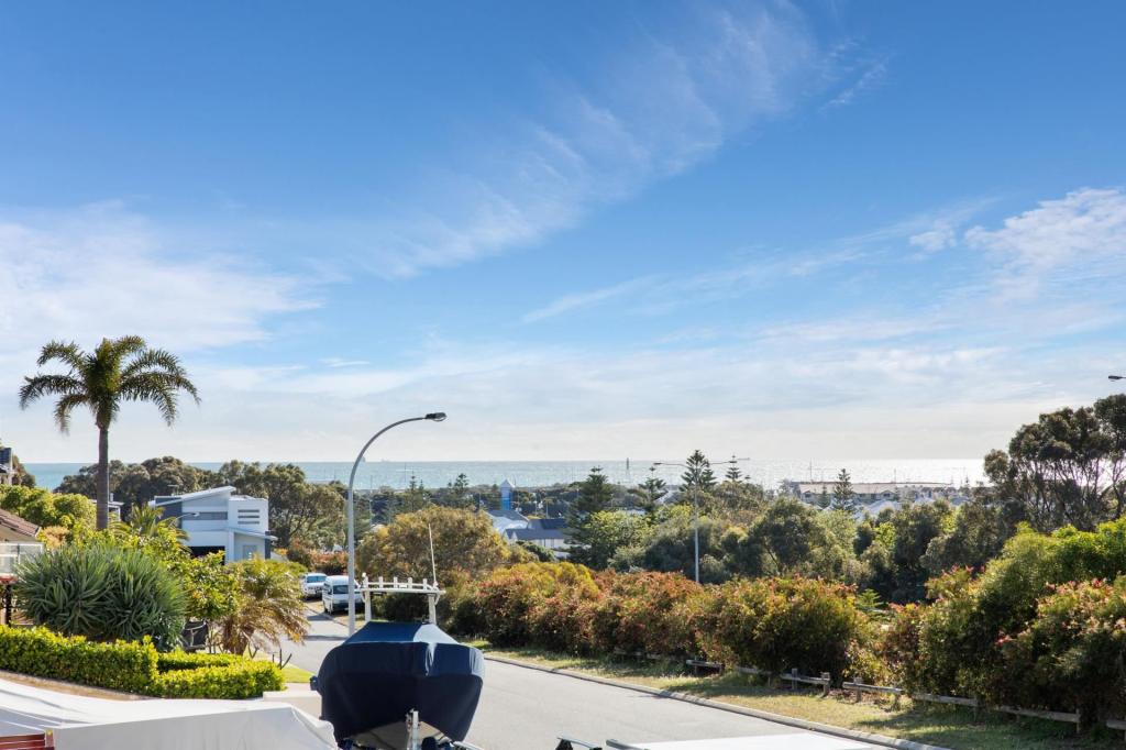 51 Ashmore Way, Sorrento, WA 6020