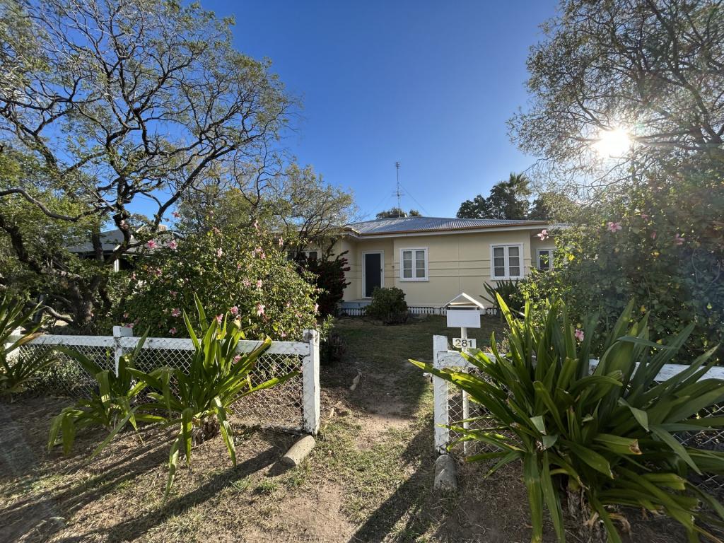 281 Edwardes St, Roma, QLD 4455