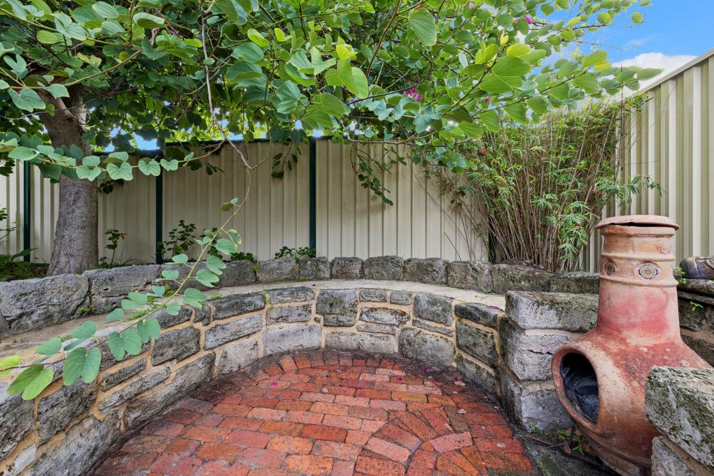 22 Choseley Pl, Langford, WA 6147