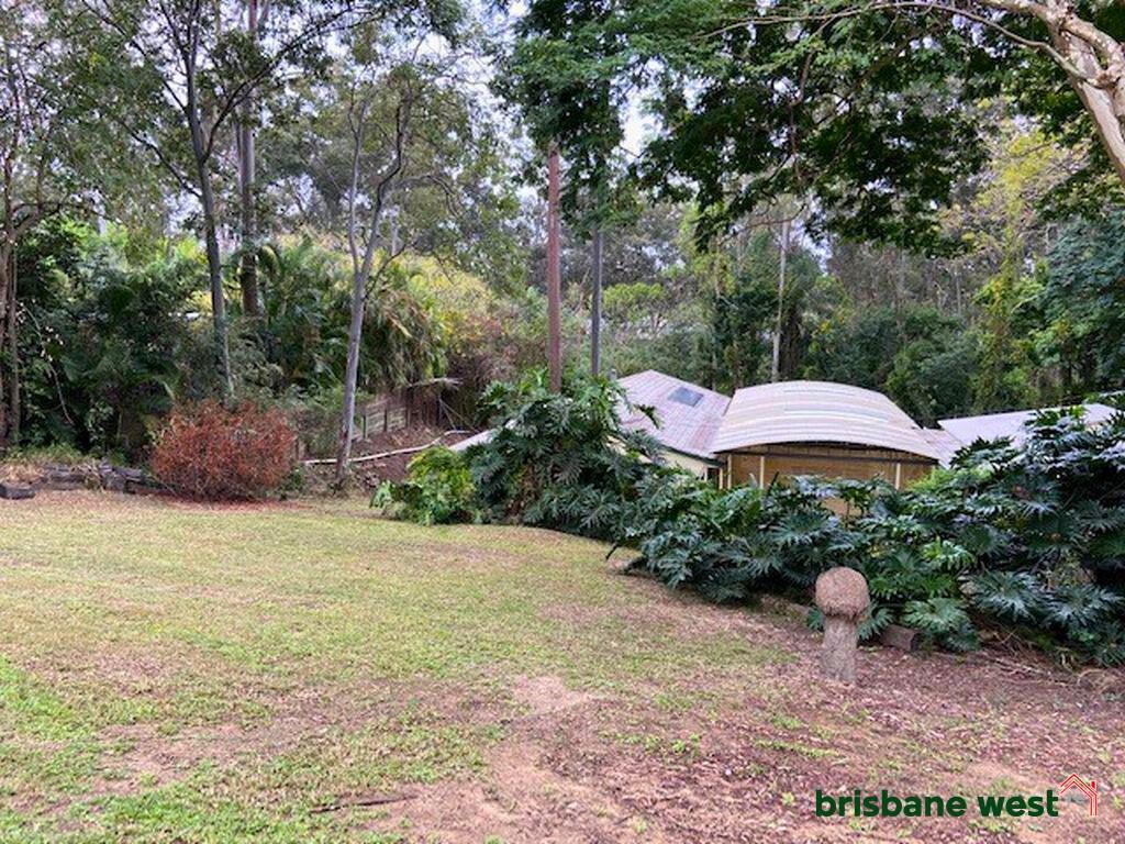 5 Yarawa St, Kenmore, QLD 4069