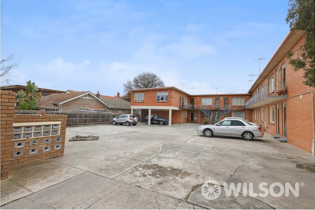 8/20 Loch Ave, St Kilda East, VIC 3183