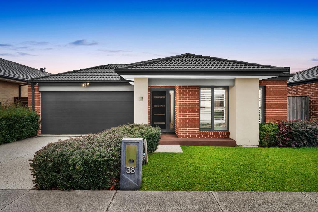 38 Ritchie Dr, Clyde North, VIC 3978