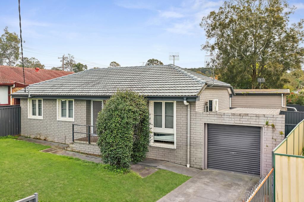 4 & 4a Cutler Dr, Wyong, NSW 2259