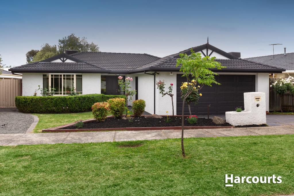 135 Fleetwood Dr, Narre Warren, VIC 3805