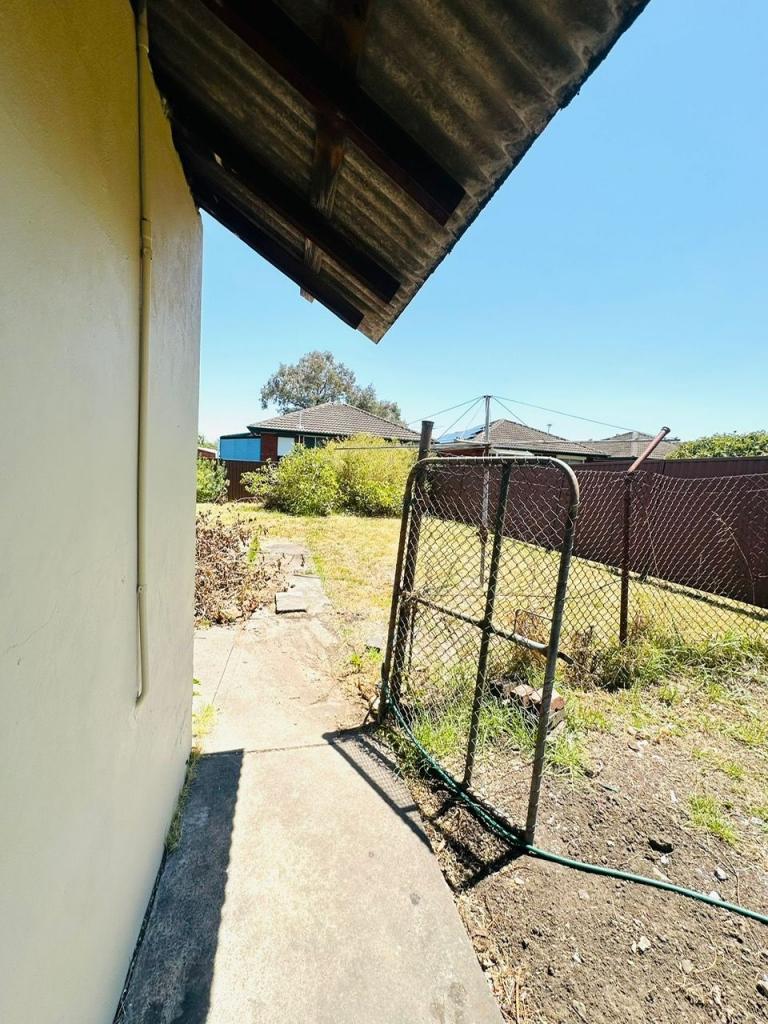 B/22 Urunga Pde, Punchbowl, NSW 2196