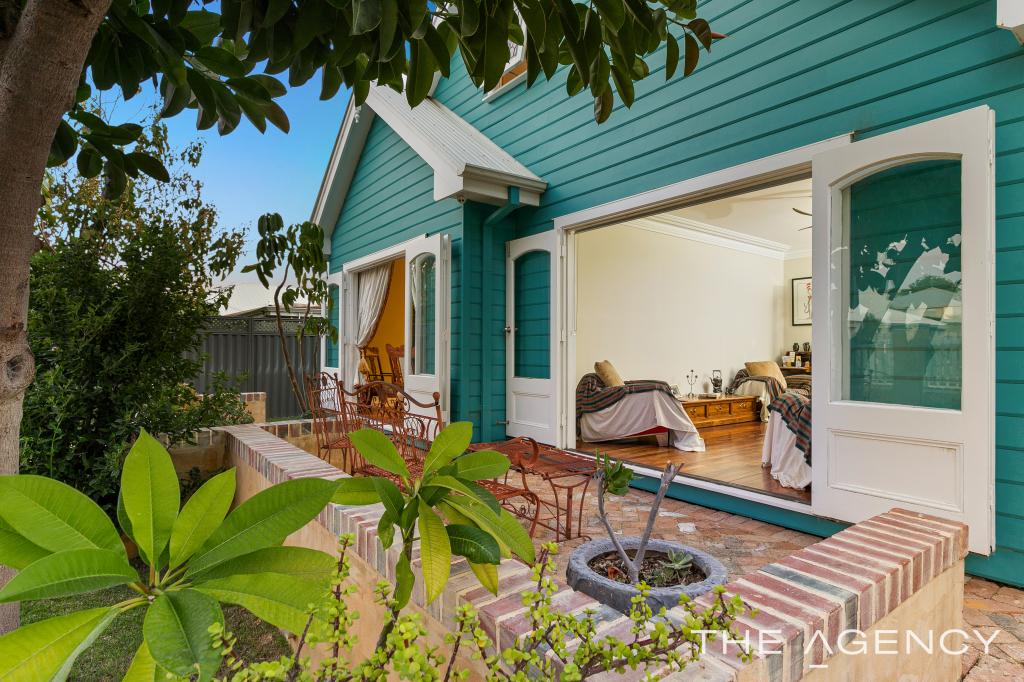 1 First Ave, Shoalwater, WA 6169