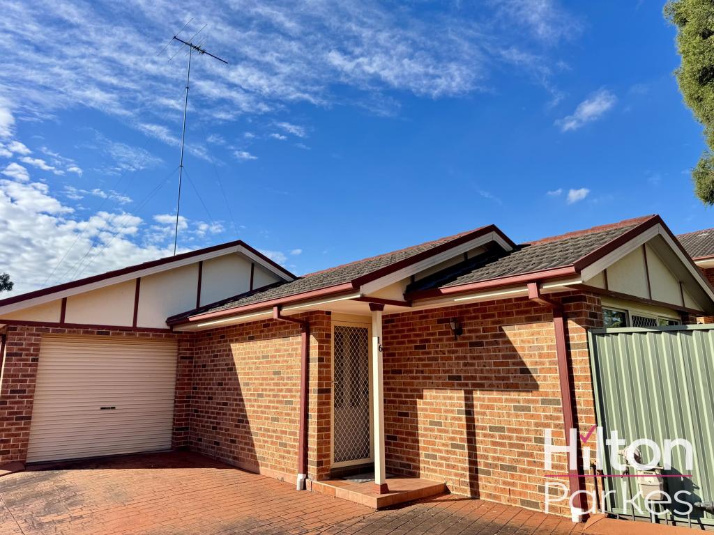 16/9 Stanbury Pl, Quakers Hill, NSW 2763
