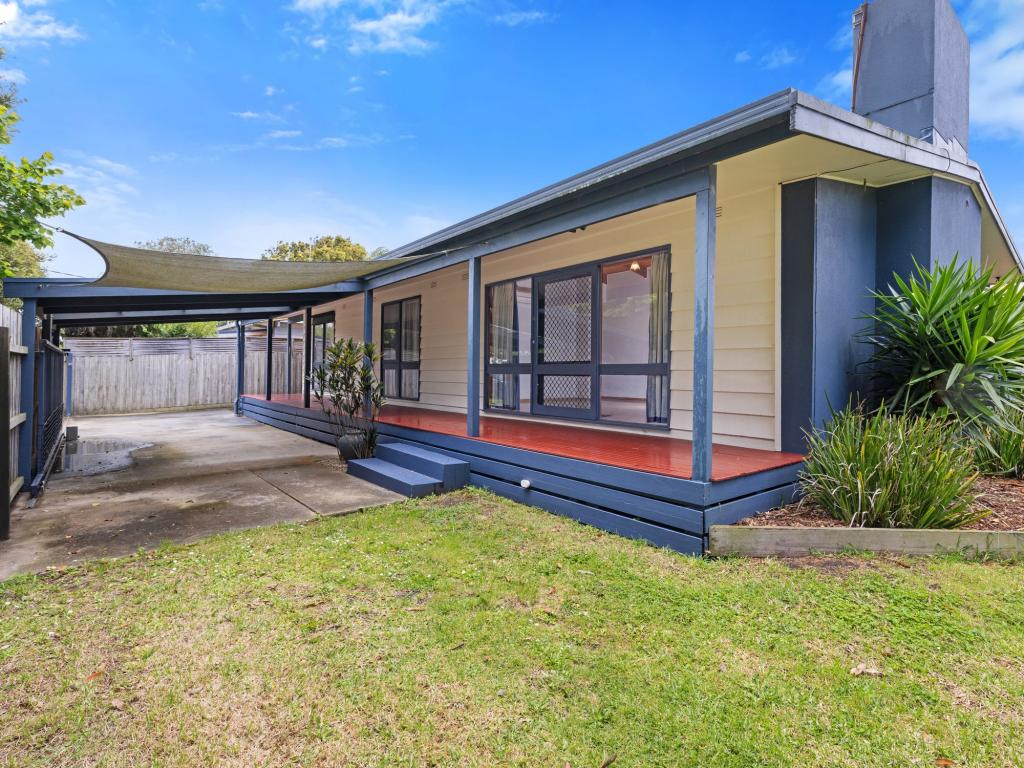 8 Station St, South Dudley, VIC 3995