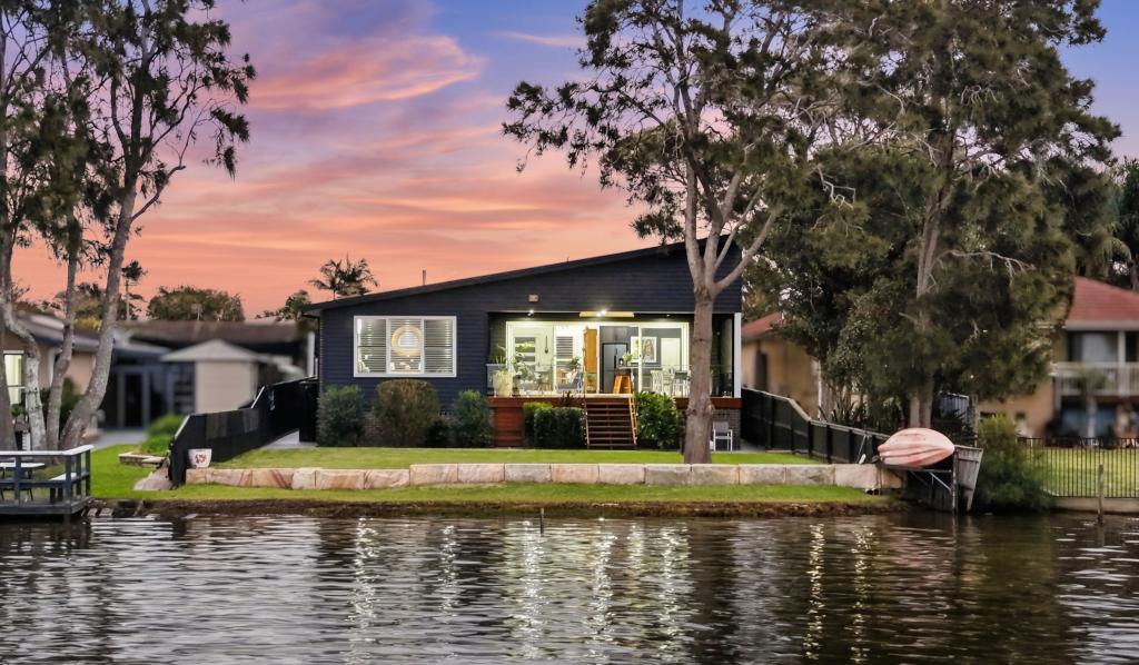 21 The Corso, Gorokan, NSW 2263