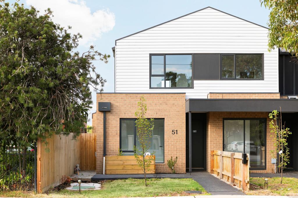 51A RHODES PDE, OAK PARK, VIC 3046