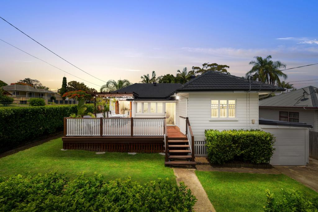 16 Craig St, Brighton, QLD 4017