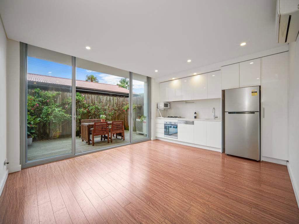 2/28 Bondi Rd, Bondi Junction, NSW 2022