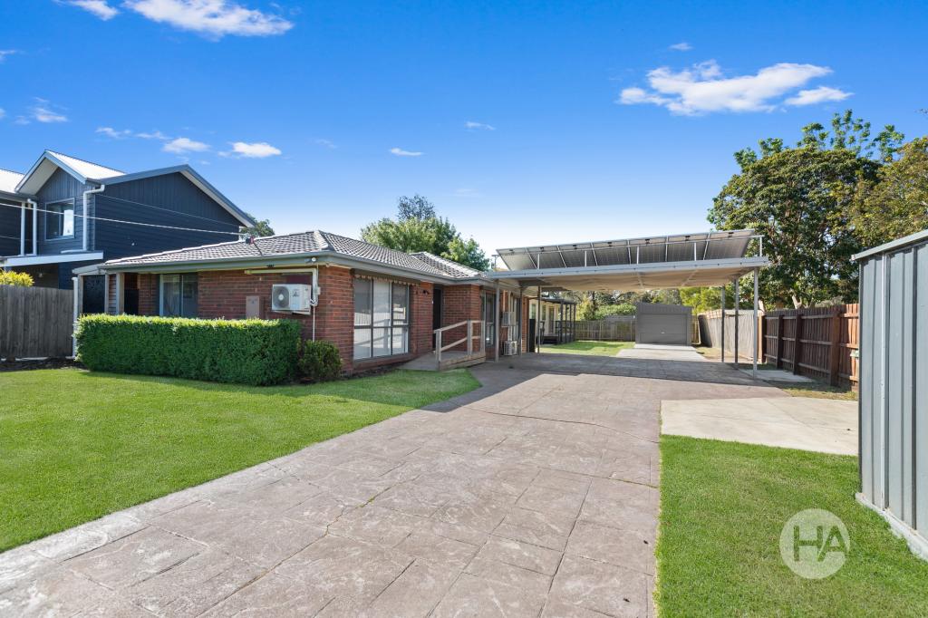 104 ERAMOSA RD E, SOMERVILLE, VIC 3912