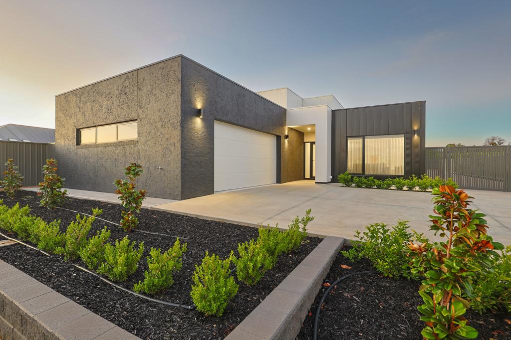47 Livingstone Dr, Gol Gol, NSW 2738