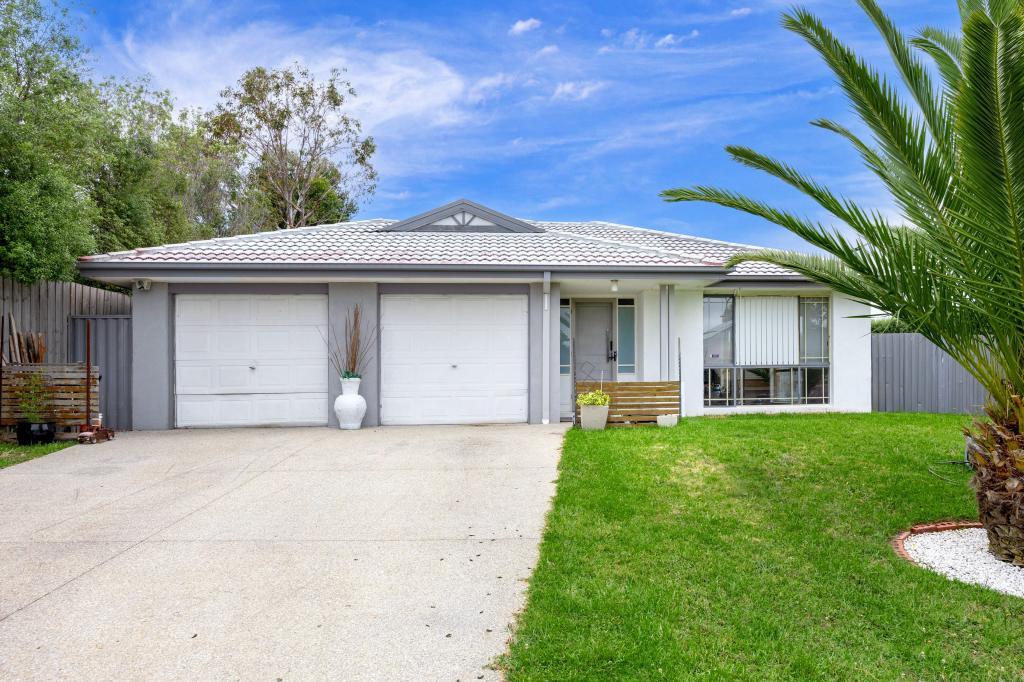 10 LOVELY MEADOWS CT, ROSEBUD, VIC 3939