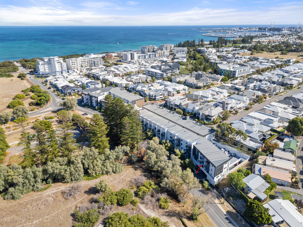 27/59 Breaksea Dr, North Coogee, WA 6163