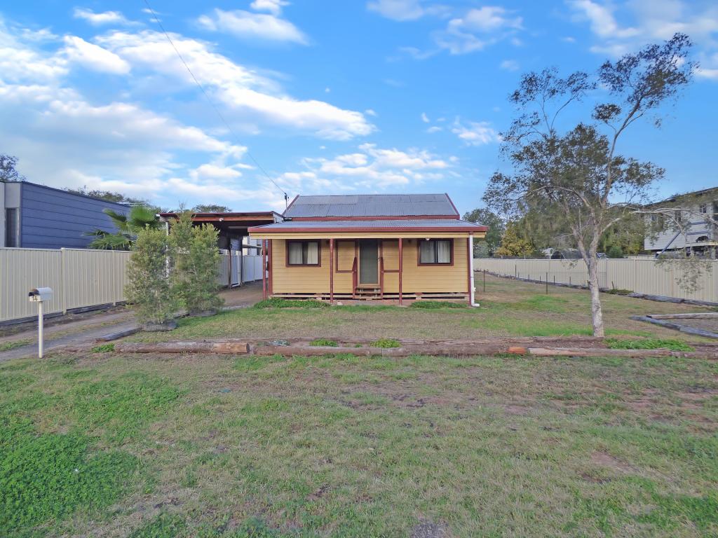 14 Gregory St, Roma, QLD 4455