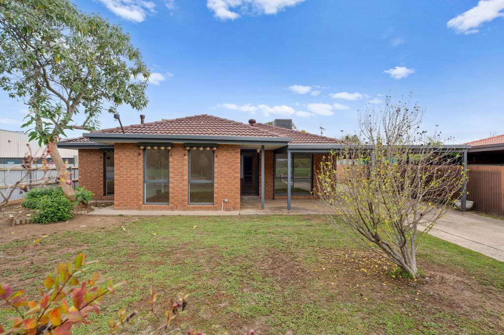 102 CLARKE ST, BENALLA, VIC 3672