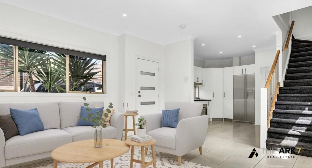 4/25 Staughton St, Melton South, VIC 3338