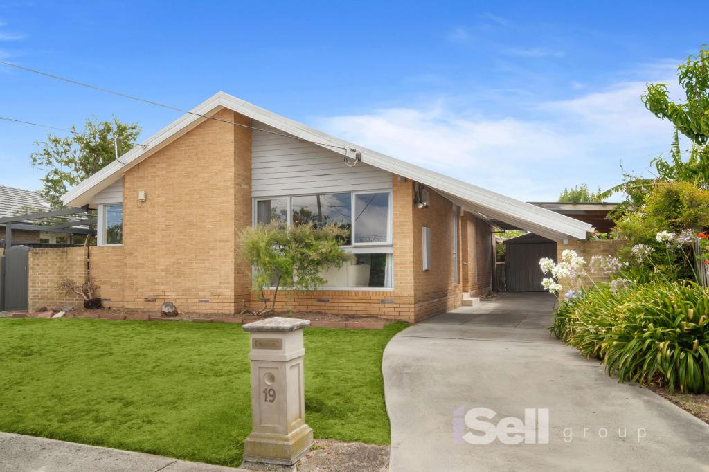 19 GWENT ST, SPRINGVALE SOUTH, VIC 3172