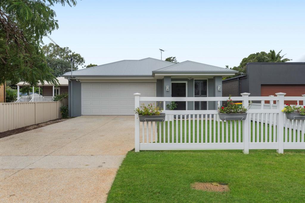 28 Weinam St, Redland Bay, QLD 4165