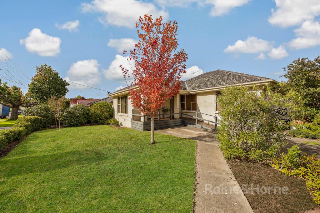 2 Harker St, Sunbury, VIC 3429