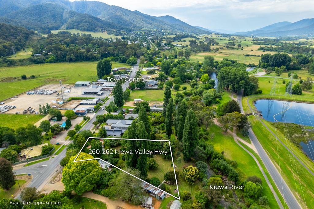 260-262 Kiewa Valley Hwy, Tawonga South, VIC 3698