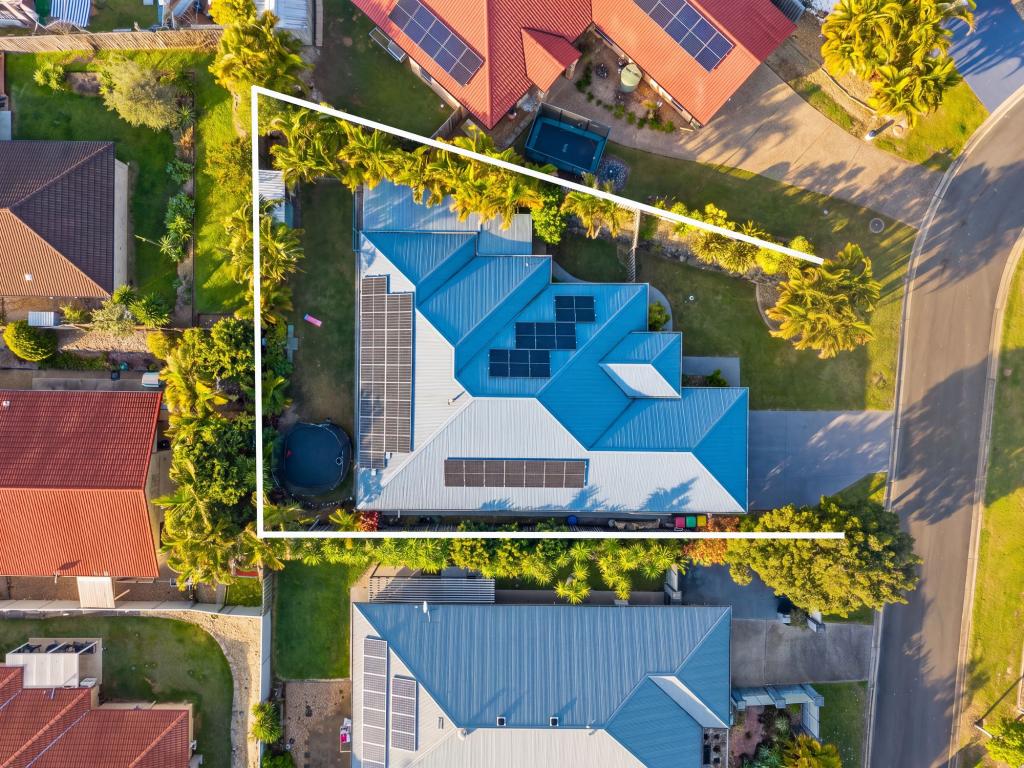 13 Irvine St, Pacific Pines, QLD 4211