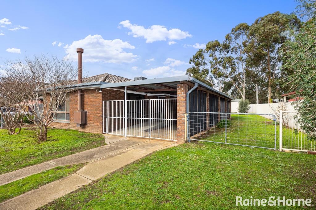 68 Huthwaite St, Mount Austin, NSW 2650