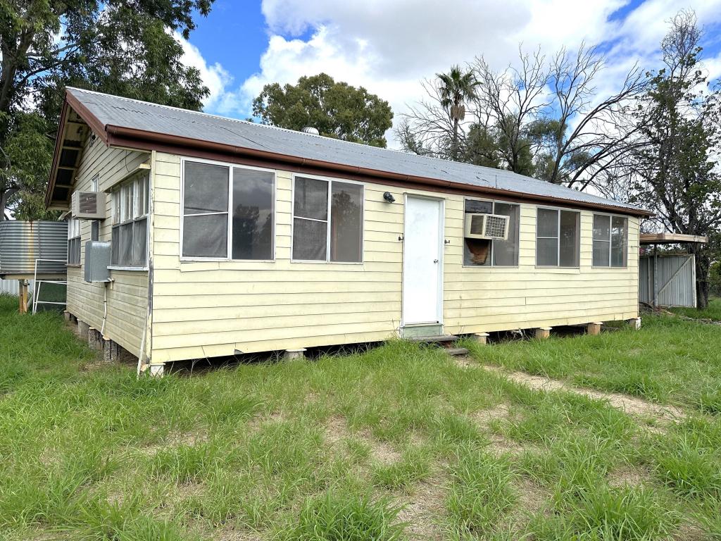 4 Goldston St, Alpha, QLD 4724