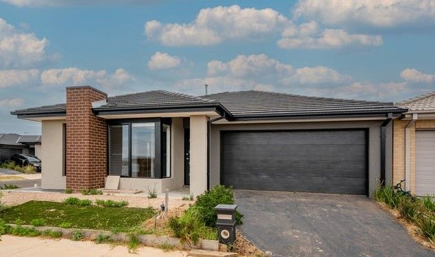 1 Amity St, Strathtulloh, VIC 3338