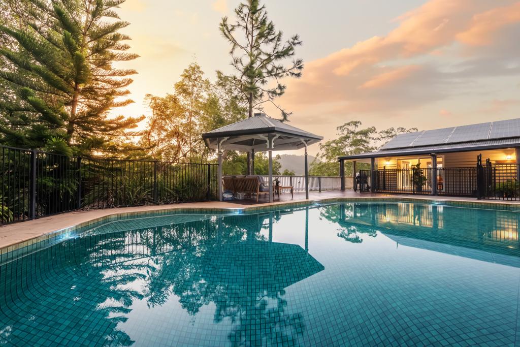 36 Pinetree Ct, Mudgeeraba, QLD 4213